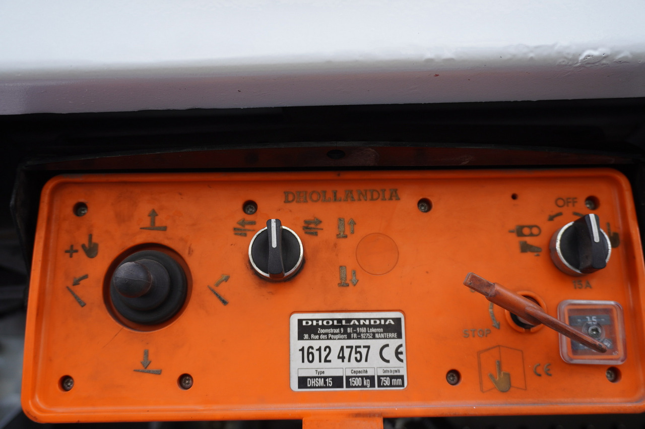 Camión lona MERCEDES-BENZ Actros 1835 E6 4×2 / Curtainsider 21 pallets / tail lift 1.5t: foto 22