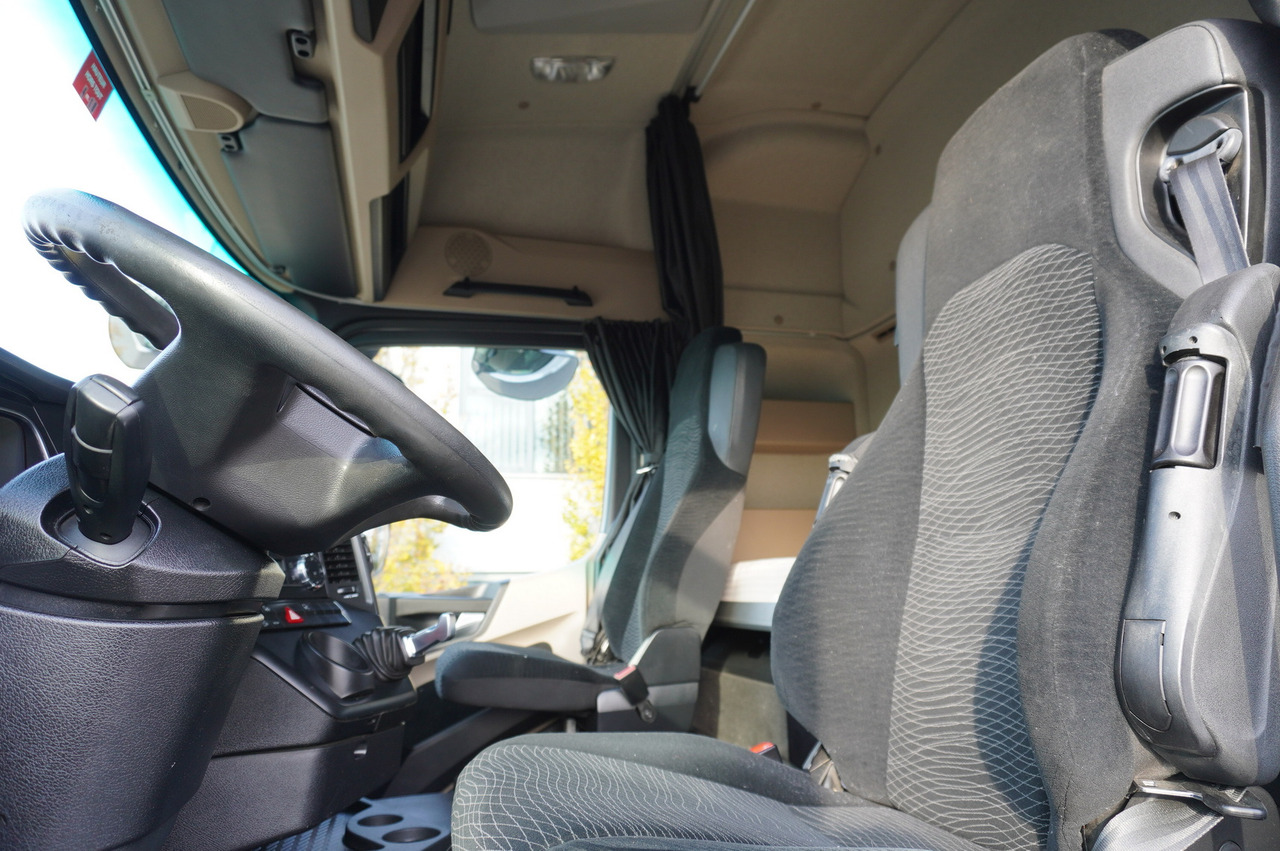 Camión lona MERCEDES-BENZ Actros 1835 E6 4×2 / Curtainsider 21 pallets / tail lift 1.5t: foto 6