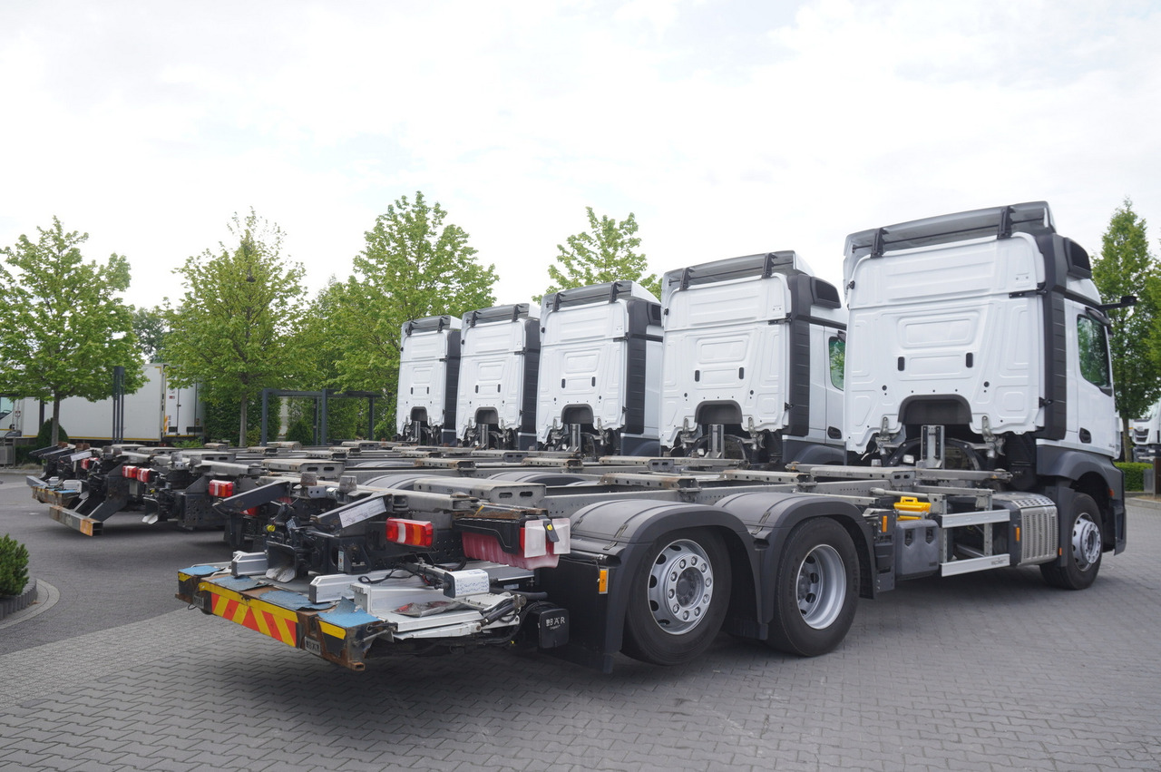 MERCEDES-BENZ Actros 2545 6×2 MP5 / ADR AT / 12 units - Camión portacontenedore/ Intercambiable: foto 4 MERCEDES-BENZ Actros 2545 6×2 MP5 / ADR AT / 12 units - Camión portacontenedore/ Intercambiable: foto 4