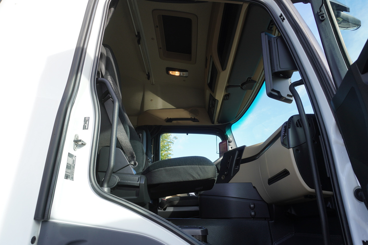 Arrendamiento de MERCEDES-BENZ Actros 2545 MP5 / KRONE 18 EPAL box body / ADR AT MERCEDES-BENZ Actros 2545 MP5 / KRONE 18 EPAL box body / ADR AT: foto 24