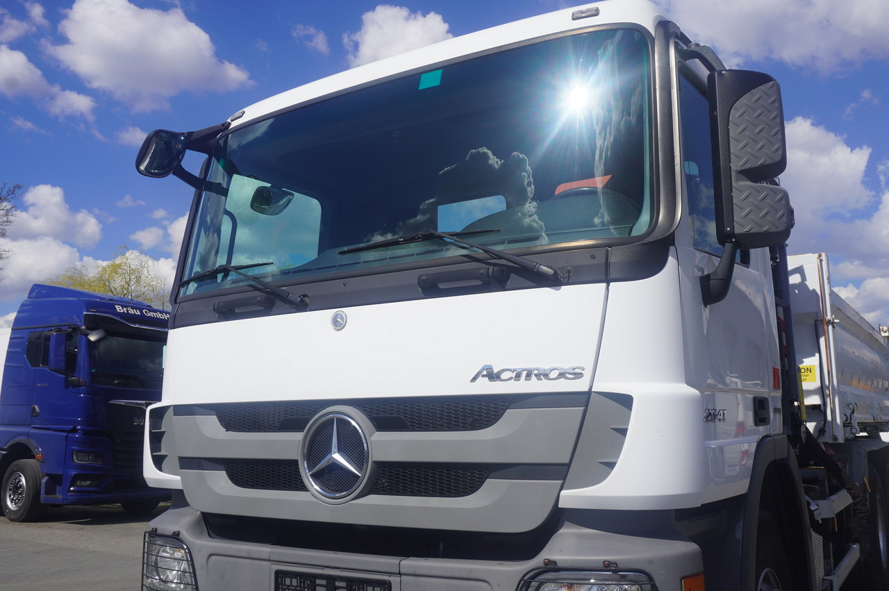 Camión grúa, Camión grúa MERCEDES-BENZ Actros 2641 6×4 E5 / Crane / Dumper / 110000 km: foto 14