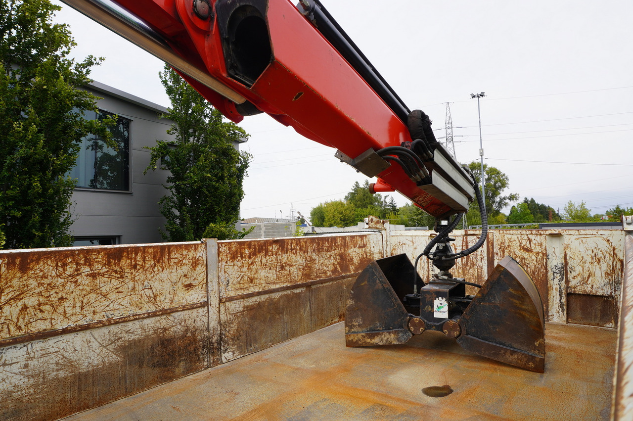 Camión grúa MERCEDES-BENZ Arocs 2636 / 6x4 / HDS Fassi / 3-Way Tipper / Bortmatic: foto 19 Camión grúa MERCEDES-BENZ Arocs 2636 / 6x4 / HDS Fassi / 3-Way Tipper / Bortmatic: foto 19