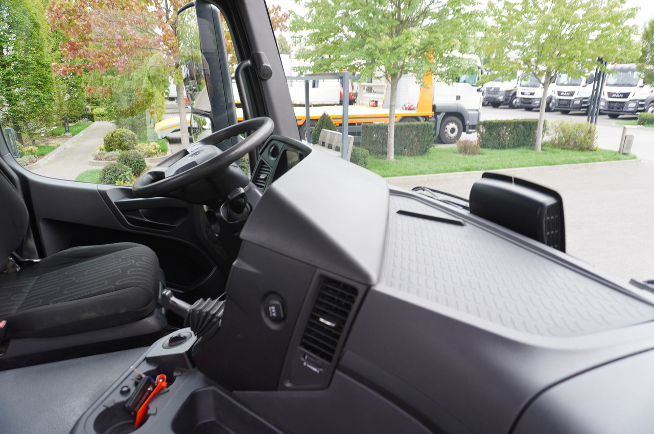 Camión grúa MERCEDES-BENZ Arocs 2636 / 6x4 / HDS Fassi / 3-Way Tipper / Bortmatic: foto 30 Camión grúa MERCEDES-BENZ Arocs 2636 / 6x4 / HDS Fassi / 3-Way Tipper / Bortmatic: foto 30