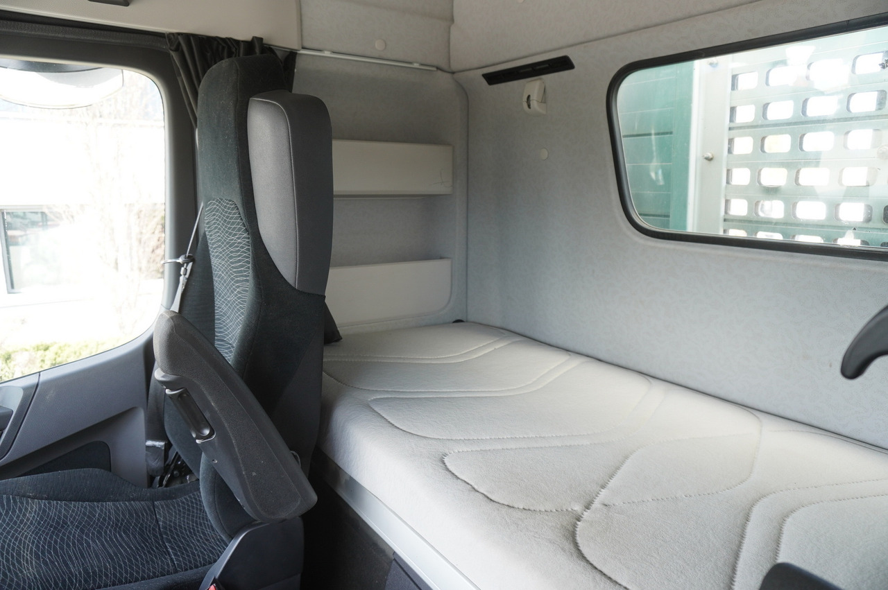 Arrendamiento de Mercedes-Benz Arocs 3563 8 × 4 / 630 HP / steered axle / Logging superstructure Mercedes-Benz Arocs 3563 8 × 4 / 630 HP / steered axle / Logging superstructure: foto 22 Arrendamiento de Mercedes-Benz Arocs 3563 8 × 4 / 630 HP / steered axle / Logging superstructure Mercedes-Benz Arocs 3563 8 × 4 / 630 HP / steered axle / Logging superstructure: foto 22