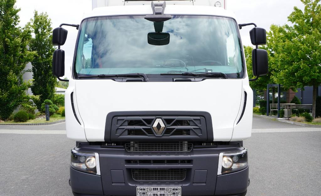 RENAULT D19 285 HP E6 Cold storage/ ATP/FNA / 22 Pallets / BITEMPERATURE - Camión frigorífico: foto 2 RENAULT D19 285 HP E6 Cold storage/ ATP/FNA / 22 Pallets / BITEMPERATURE - Camión frigorífico: foto 2