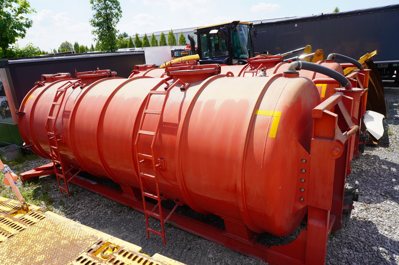 STAL UNUSED Septic barrel / 13000 l - Equipos de gancho multilift/ De cadena multilift: foto 2 STAL UNUSED Septic barrel / 13000 l - Equipos de gancho multilift/ De cadena multilift: foto 2