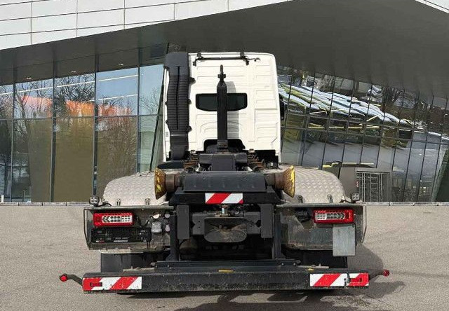 VOLVO FM 460 6X2*4 / HIAB ULT21S61 hooklift / 50 tho. km! / 2022 - Camión multibasculante: foto 5 VOLVO FM 460 6X2*4 / HIAB ULT21S61 hooklift / 50 tho. km! / 2022 - Camión multibasculante: foto 5