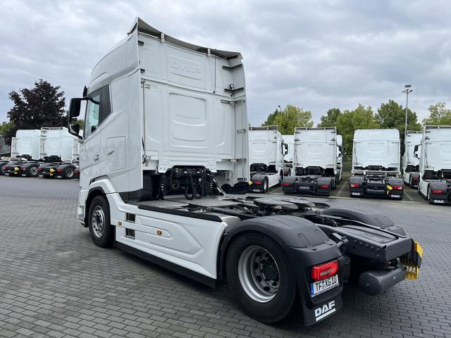 DAF XG+ 480 FT TraXon Intarder Standklima 2 x Tank - Cabeza tractora: foto 3 DAF XG+ 480 FT TraXon Intarder Standklima 2 x Tank - Cabeza tractora: foto 3