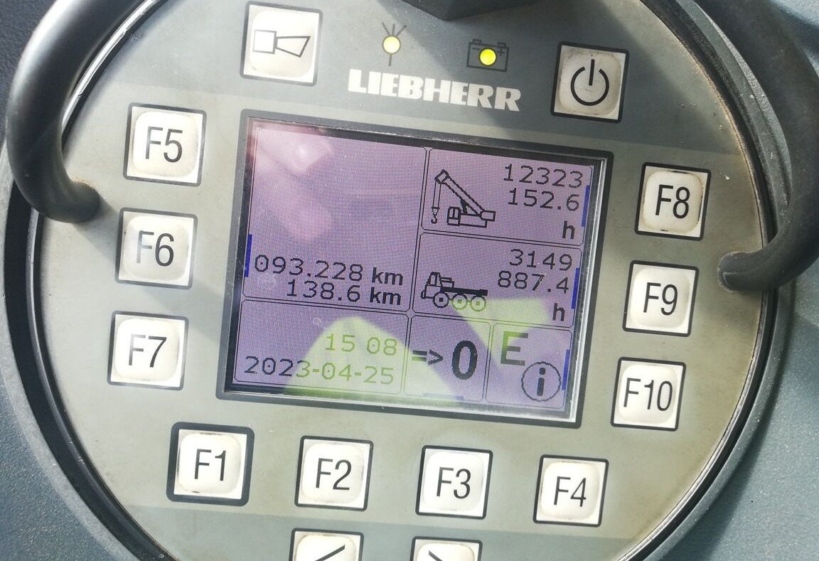 Arrendamiento de Liebherr LTM 1070 4.2 Liebherr LTM 1070 4.2: foto 10