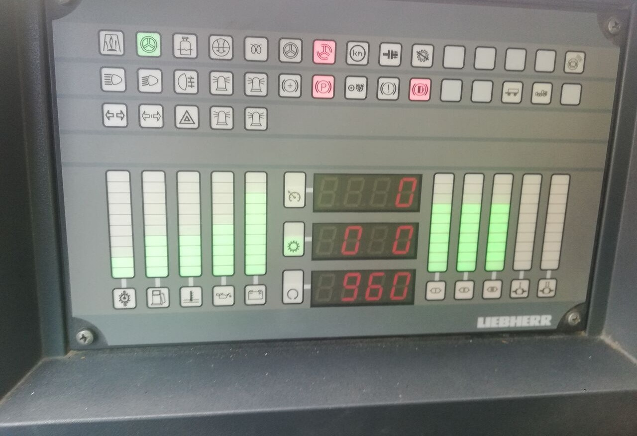 Arrendamiento de Liebherr LTM 1070 4.2 Liebherr LTM 1070 4.2: foto 11