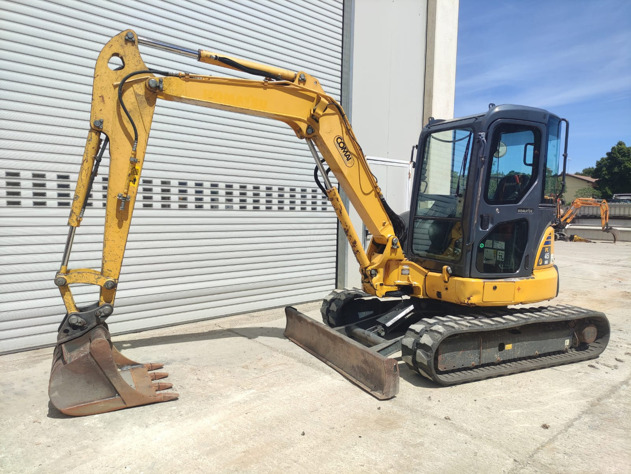 KOMATSU PC45MR-3 - Miniexcavadora: foto 1 KOMATSU PC45MR-3 - Miniexcavadora: foto 1