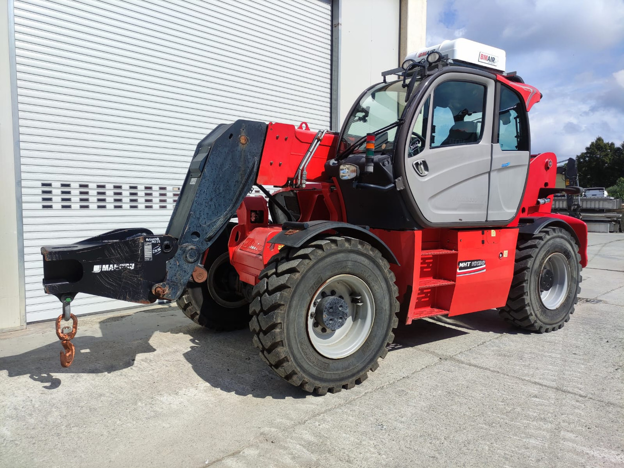 MANITOU MHT 10.130 - Manipulador telescópico: foto 1 MANITOU MHT 10.130 - Manipulador telescópico: foto 1