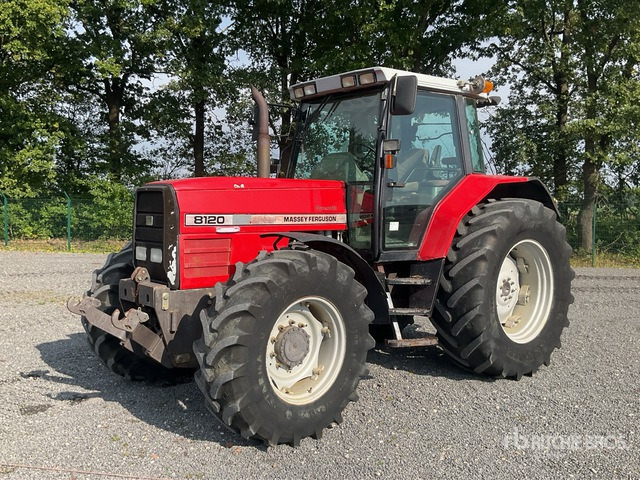 Massey Ferguson 8120 4WD Tractor - Tractor: foto 2 Massey Ferguson 8120 4WD Tractor - Tractor: foto 2
