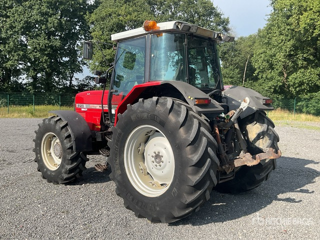 Massey Ferguson 8120 4WD Tractor - Tractor: foto 4 Massey Ferguson 8120 4WD Tractor - Tractor: foto 4