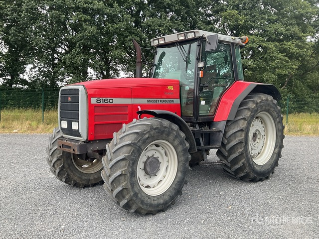 Massey Ferguson 8160 4WD Tractor - Tractor: foto 1 Massey Ferguson 8160 4WD Tractor - Tractor: foto 1