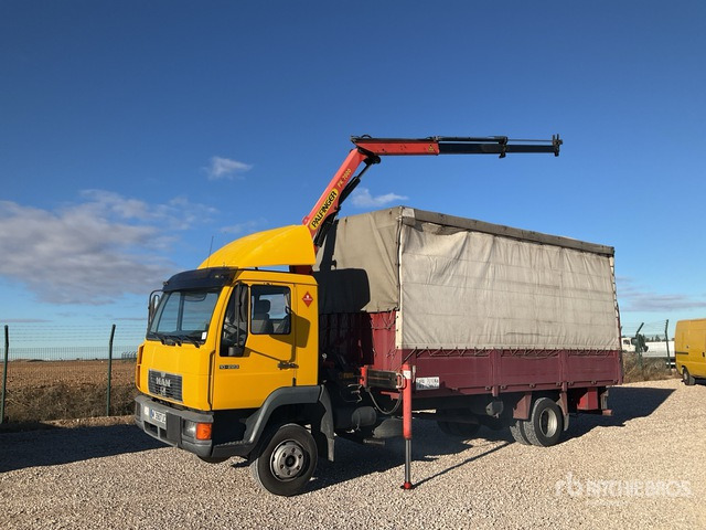 1996 MAN 10.223 1996 Palfinger PK7000 2960 kg K ... Flatbed Truck with Crane - Camión caja abierta, Camión grúa: foto 1 1996 MAN 10.223 1996 Palfinger PK7000 2960 kg K ... Flatbed Truck with Crane - Camión caja abierta, Camión grúa: foto 1