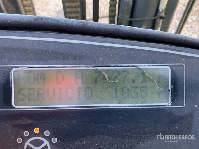 1997 Clark CTM16 1600 kg (Inoperable) Electric Forklift - Carretilla elevadora eléctrica: foto 2 1997 Clark CTM16 1600 kg (Inoperable) Electric Forklift - Carretilla elevadora eléctrica: foto 2