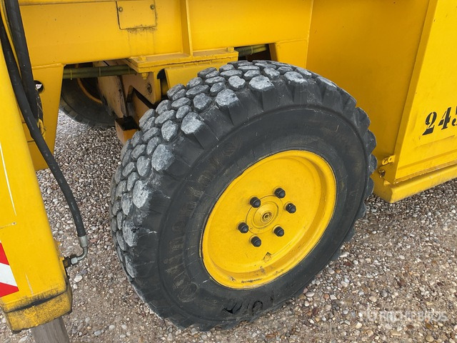 2000 Liftlux SL205-25D 4x4 4WDS/P Scissor Lift - Plataforma de tijeras: foto 5 2000 Liftlux SL205-25D 4x4 4WDS/P Scissor Lift - Plataforma de tijeras: foto 5