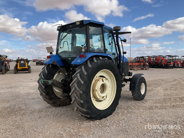 2003 New Holland TS110 2WD Tractor - Tractor: foto 3 2003 New Holland TS110 2WD Tractor - Tractor: foto 3