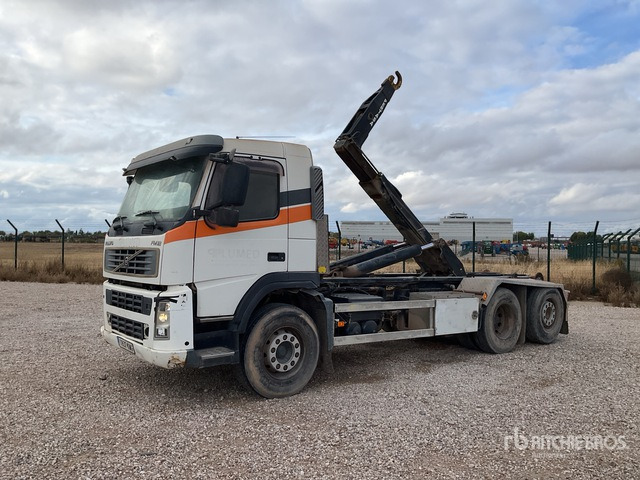 2004 Volvo FM12-280 6x2 Hooklift Truck - Camión multibasculante: foto 2 2004 Volvo FM12-280 6x2 Hooklift Truck - Camión multibasculante: foto 2