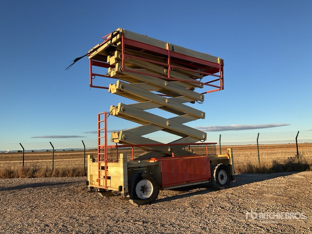 2005 JLG 245-25 4x4 Diesel Scissor Lift - Plataforma de tijeras: foto 1 2005 JLG 245-25 4x4 Diesel Scissor Lift - Plataforma de tijeras: foto 1