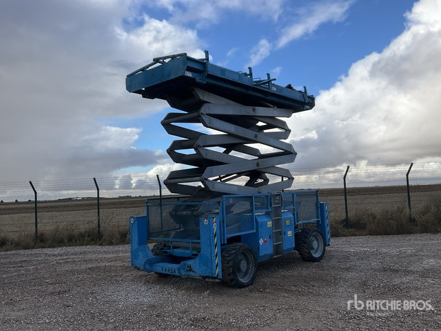 2006 Genie GS5390RT 4x4 Diesel Scissor Lift - Plataforma de tijeras: foto 1 2006 Genie GS5390RT 4x4 Diesel Scissor Lift - Plataforma de tijeras: foto 1