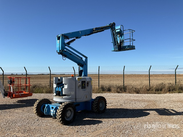 2007 Genie Z34/22 4WD Diesel Articulating Boom Lift - Plataforma articulada: foto 2 2007 Genie Z34/22 4WD Diesel Articulating Boom Lift - Plataforma articulada: foto 2