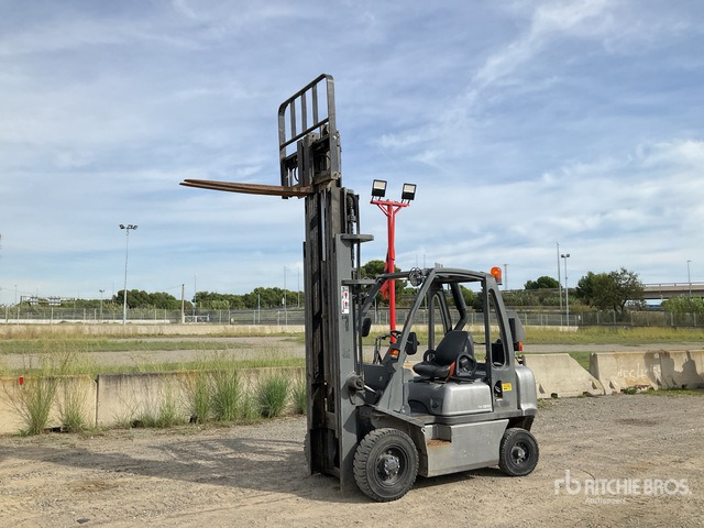 2007 Nissan FD02A25Q 2500 kg Forklift - Carretilla elevadora diésel: foto 2 2007 Nissan FD02A25Q 2500 kg Forklift - Carretilla elevadora diésel: foto 2