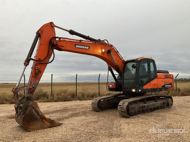 2009 Doosan DX225NLC Tracked Excavator - Excavadora de cadenas: foto 2 2009 Doosan DX225NLC Tracked Excavator - Excavadora de cadenas: foto 2