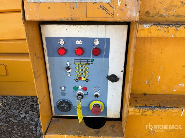 2011 Haulotte H12SX Scissor Lift - Plataforma de tijeras: foto 5 2011 Haulotte H12SX Scissor Lift - Plataforma de tijeras: foto 5