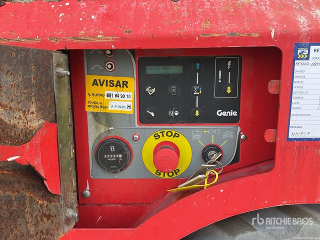 2011 Manitou 120SC 4x4 Diesel Scissor Lift - Plataforma de tijeras: foto 5 2011 Manitou 120SC 4x4 Diesel Scissor Lift - Plataforma de tijeras: foto 5