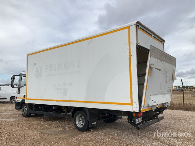 2012 Iveco Eurocargo 75E18 4x2 Van Truck - Camión caja cerrada: foto 2 2012 Iveco Eurocargo 75E18 4x2 Van Truck - Camión caja cerrada: foto 2