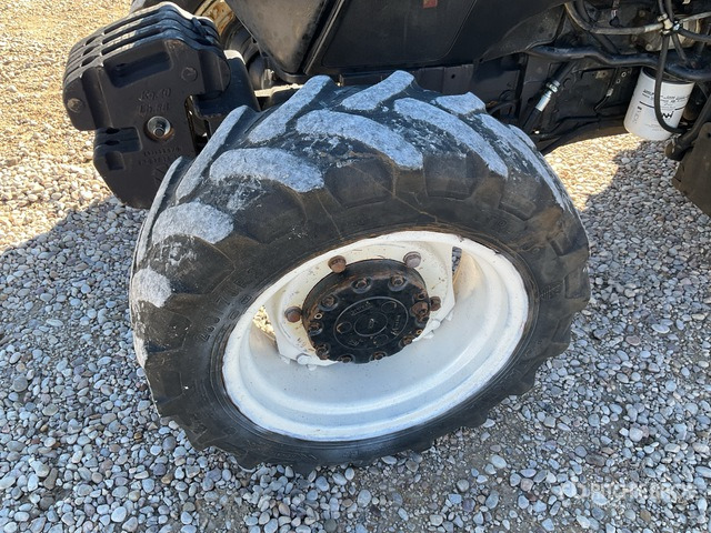 2014 New Holland T4.95F 4WD Tractor - Tractor: foto 4 2014 New Holland T4.95F 4WD Tractor - Tractor: foto 4