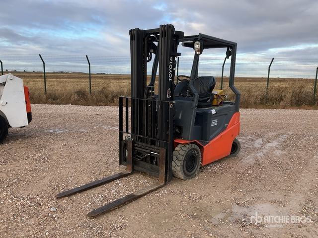 2014 Toyota 8FBMKT25 Forklift - Carretilla elevadora: foto 1 2014 Toyota 8FBMKT25 Forklift - Carretilla elevadora: foto 1