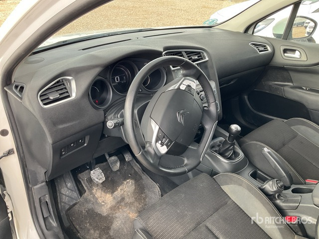 2015 Citroen C4 BlueHDI Automobile - Coche: foto 5 2015 Citroen C4 BlueHDI Automobile - Coche: foto 5