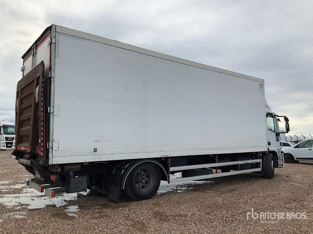 2015 Iveco Eurocargo 180E28 4x2 Refrigerated Truck - Camión frigorífico: foto 3 2015 Iveco Eurocargo 180E28 4x2 Refrigerated Truck - Camión frigorífico: foto 3