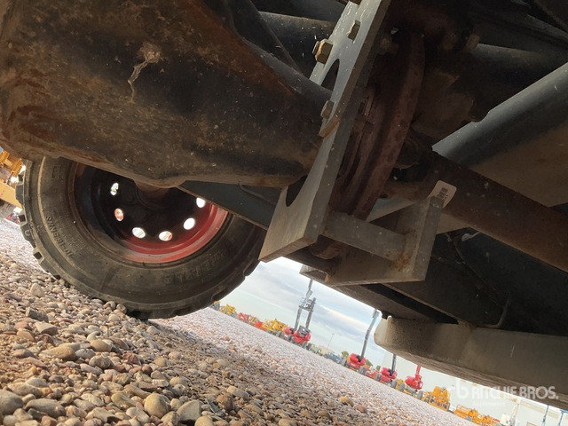 2015 Skyjack SJ9250 4x4 Diesel Scissor Lift - Plataforma de tijeras: foto 4 2015 Skyjack SJ9250 4x4 Diesel Scissor Lift - Plataforma de tijeras: foto 4