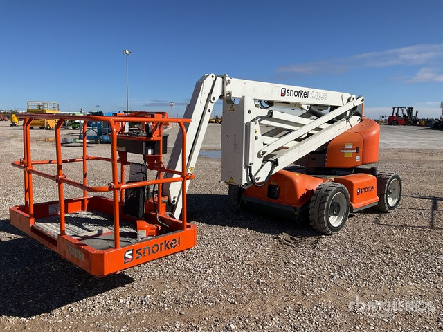 2016 Snorkel A46JE 2WD Electric Articulating Boom Lift - Plataforma articulada: foto 4 2016 Snorkel A46JE 2WD Electric Articulating Boom Lift - Plataforma articulada: foto 4