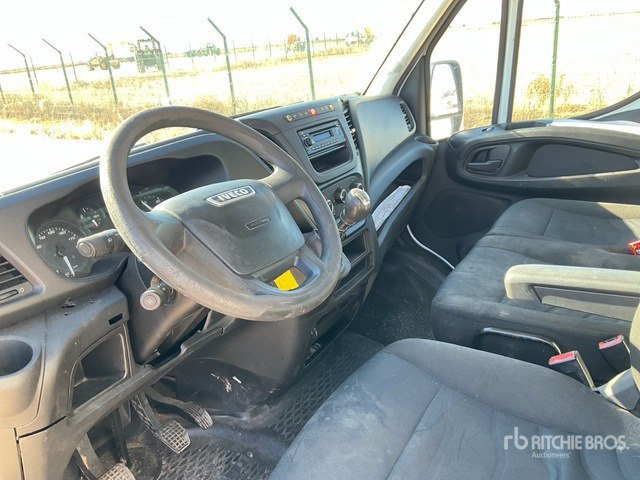 2017 Iveco 35C15 4x2 Van Truck - Camión caja cerrada: foto 4 2017 Iveco 35C15 4x2 Van Truck - Camión caja cerrada: foto 4