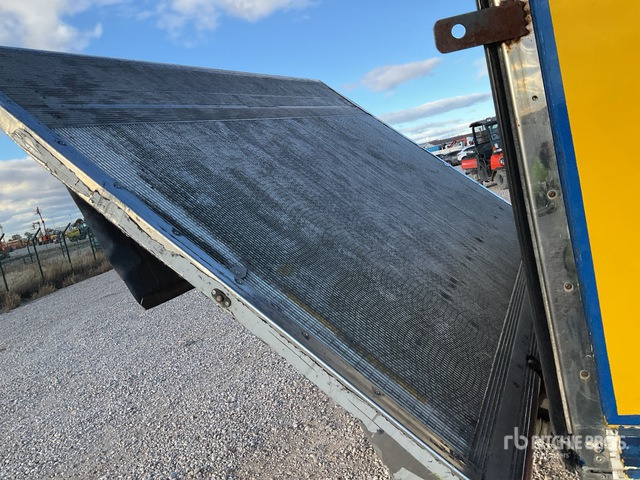 2018 Mitsubishi Fuso Canter 7C15 Hybrid 4x2 Van Truck - Camión caja cerrada: foto 4 2018 Mitsubishi Fuso Canter 7C15 Hybrid 4x2 Van Truck - Camión caja cerrada: foto 4