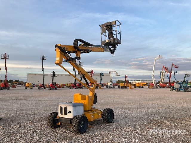 2019 Nifty-Lift HR12D 4WD Diesel Articulating Boom Lift - Plataforma articulada: foto 1 2019 Nifty-Lift HR12D 4WD Diesel Articulating Boom Lift - Plataforma articulada: foto 1