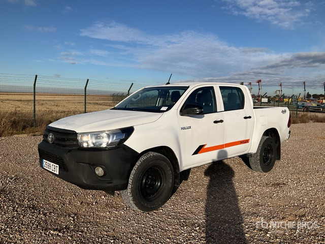2019 Toyota Hilux 4x4 Crew Cab Pickup - Pick-up: foto 1 2019 Toyota Hilux 4x4 Crew Cab Pickup - Pick-up: foto 1