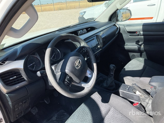 2020 Toyota Hilux 4x4 Crew Cab Pickup - Pick-up: foto 5 2020 Toyota Hilux 4x4 Crew Cab Pickup - Pick-up: foto 5