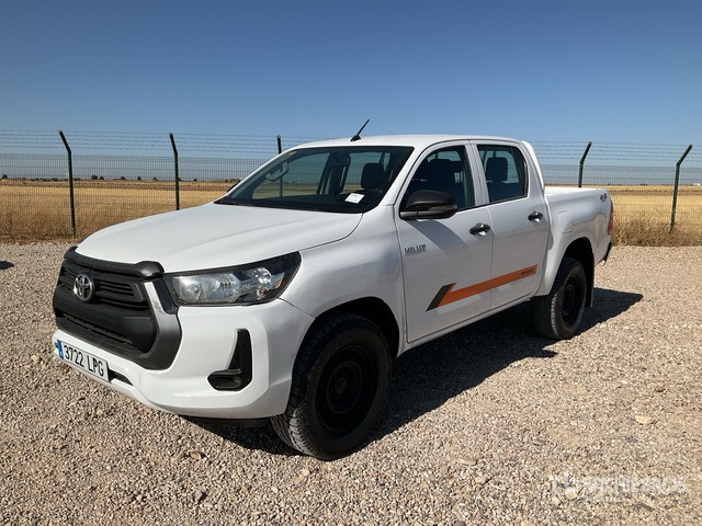 2021 Toyota Hilux 4x4 Crew Cab Pickup - Pick-up: foto 2 2021 Toyota Hilux 4x4 Crew Cab Pickup - Pick-up: foto 2