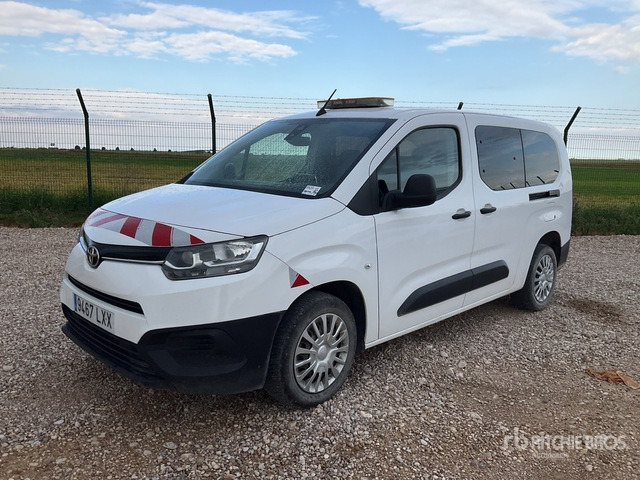 2022 Toyota Proace City Verso 5 Passenger Van - Minibús, Furgoneta de pasajeros: foto 1 2022 Toyota Proace City Verso 5 Passenger Van - Minibús, Furgoneta de pasajeros: foto 1