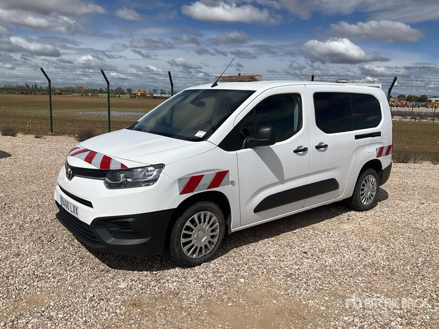 2022 Toyota Proace City Verso 5 Passenger Van - Minibús, Furgoneta de pasajeros: foto 1 2022 Toyota Proace City Verso 5 Passenger Van - Minibús, Furgoneta de pasajeros: foto 1