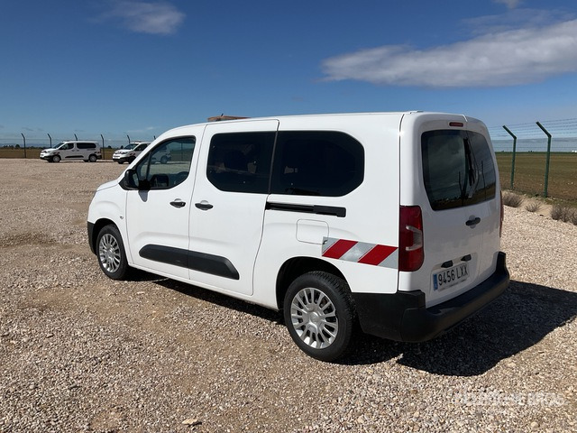 2022 Toyota Proace City Verso 5 Passenger Van - Minibús, Furgoneta de pasajeros: foto 2 2022 Toyota Proace City Verso 5 Passenger Van - Minibús, Furgoneta de pasajeros: foto 2