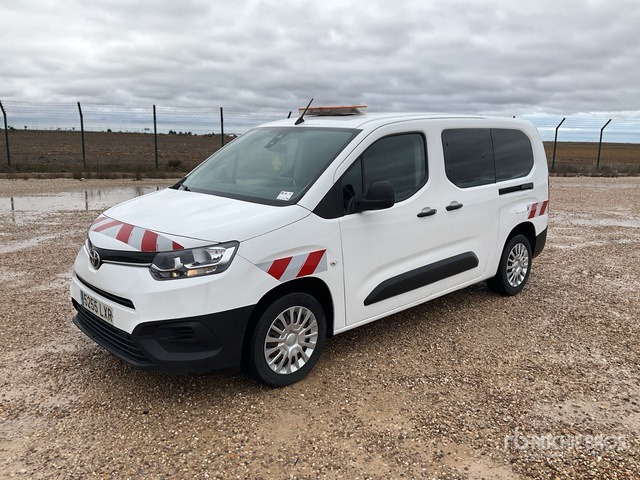 2022 Toyota Proace City Verso 5 Passenger Van - Minibús, Furgoneta de pasajeros: foto 3 2022 Toyota Proace City Verso 5 Passenger Van - Minibús, Furgoneta de pasajeros: foto 3