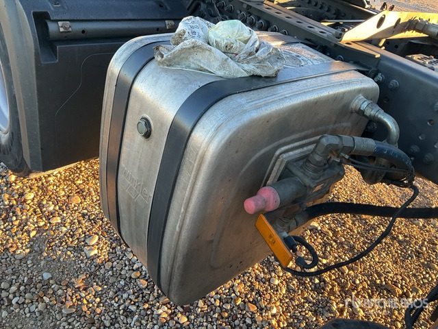 2015 Mercedes-Benz Arocs 2143 4x2 S/A Sleeper Truck Tractor - Cabeza tractora: foto 5 2015 Mercedes-Benz Arocs 2143 4x2 S/A Sleeper Truck Tractor - Cabeza tractora: foto 5