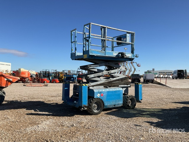 Genie GS3268RT Scissor Lift - Plataforma de tijeras: foto 3 Genie GS3268RT Scissor Lift - Plataforma de tijeras: foto 3